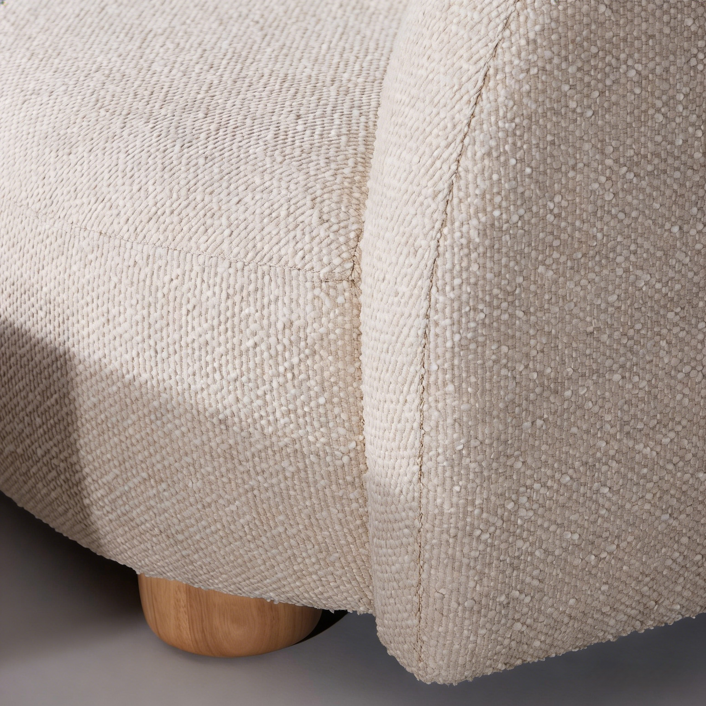 Sofa (76"–96")